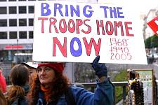 Troops_Home_2005.jpg