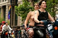 Dykes_On_Bikes_7.jpg