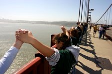 Hands_Across_the_Bridge_1.jpg