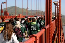 Onto_the_Golden_Gate_Bridge_1.jpg